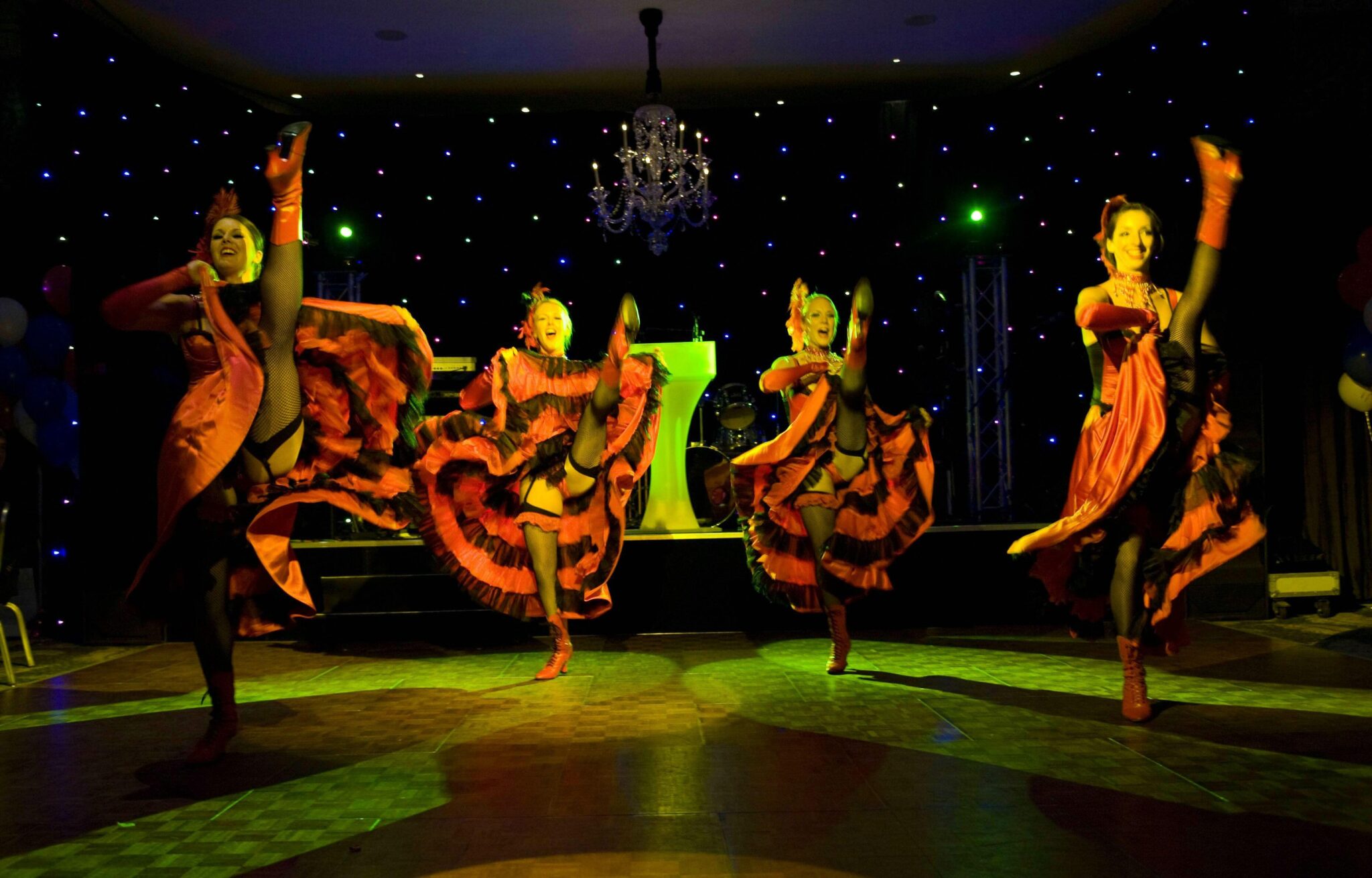 Can Can Dancers_01